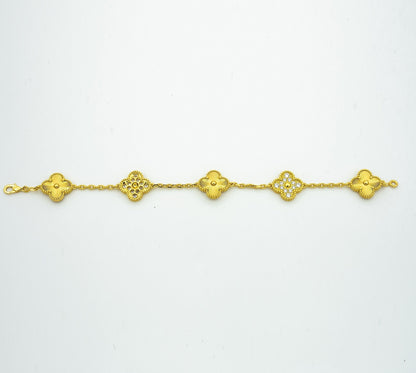 [Luxe Jewelery] CLASH & Clover Laser 5-Motif & LOVE Brushed Bracelet Stack Set