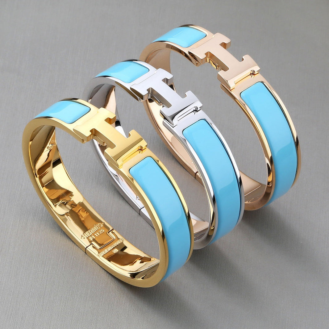[LUXE]H CLOUD BLUE ARMBAND