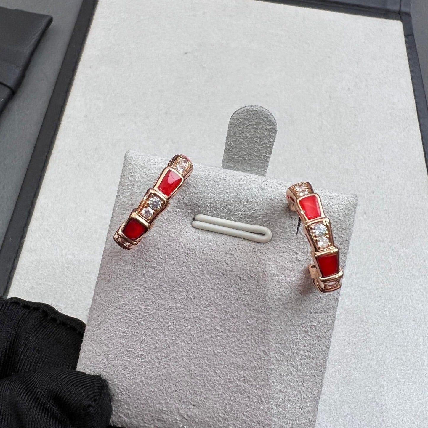 [Luxe]SERPENTI CARNELIAN PINK GOLD EARRINGS