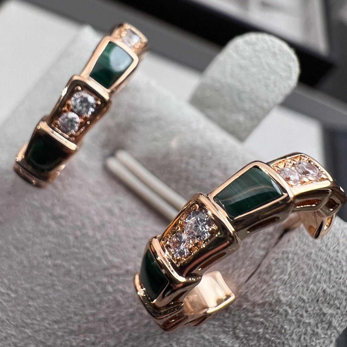 [Luxe]SERPENTI MALACHITE PINK GOLD EARRINGS