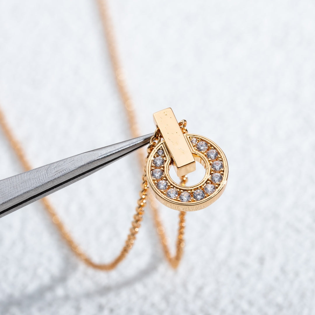 [Luxe]GARI NECKLACE PINK GOLD DIAMOND