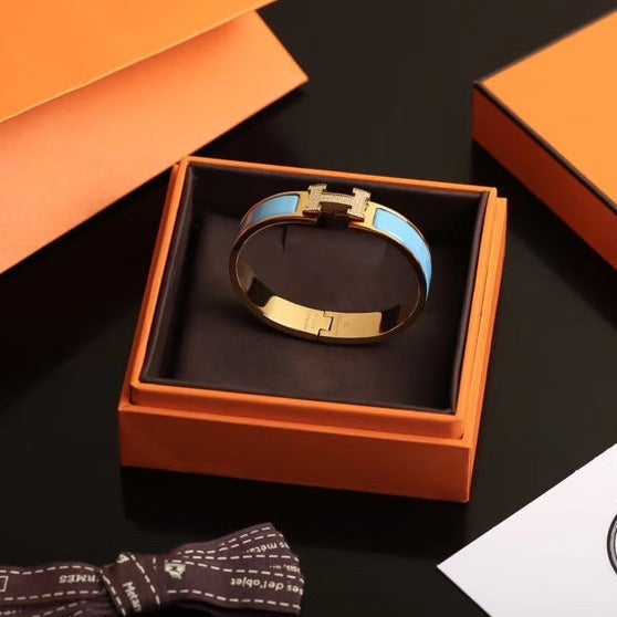 [LUXE]H CLOUD BLUE ARMBAND GOLD DIAMANT