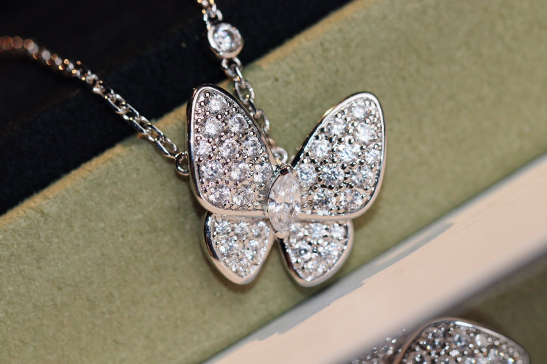 [Luxe]BUTTERFLY DIAMOND NECKLACE