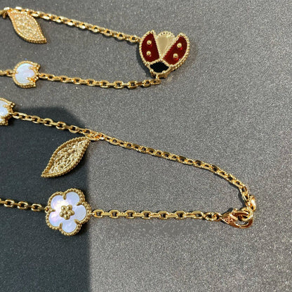 [LUXE]ラッキースプリング 15モチーフ ゴールドネックレス