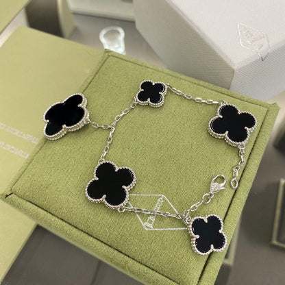 [LUXE]CLOVER 5 MOTIFS SIVLER ONYX ARMBAND