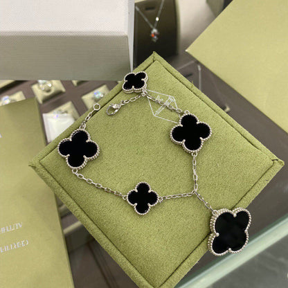 [LUXE]CLOVER 5 MOTIFS SIVLER ONYX ARMBAND