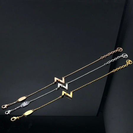 [LUXE]VOLT LV LOGO ARMBAND