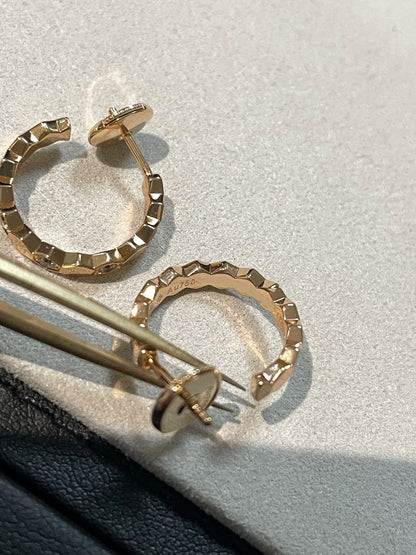 [LUXE]中空デザイン 四つ葉のクローバー フラワーシェイプリング