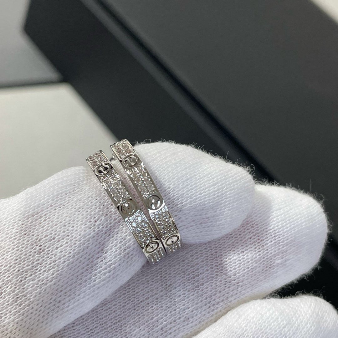 [Luxe]LOVE DIAMOND SILVER HOOP EARRINGS