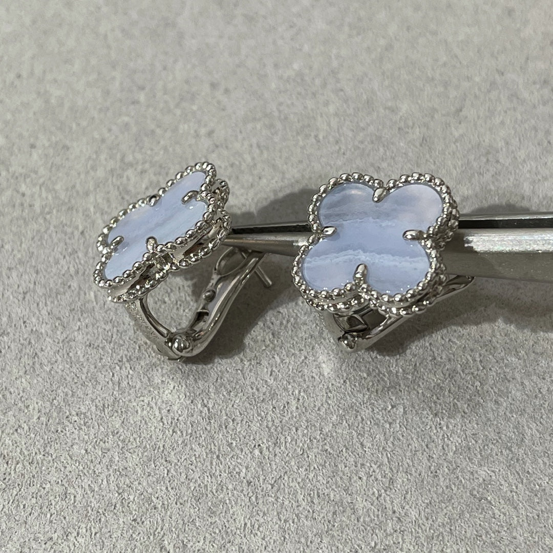 [Luxe]CLOVER CHALCEDONY SILVER STUD EARRINGS