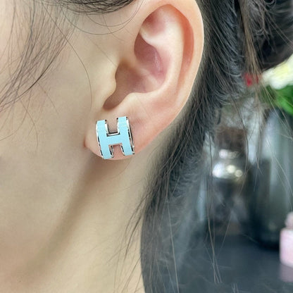 [Luxe]POP H SKY BLUE STUD EARRINGS