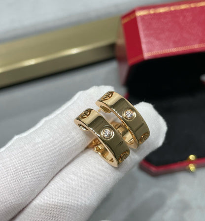 [LUXE]LOVE 5.5mm 1ダイヤモンドピアス