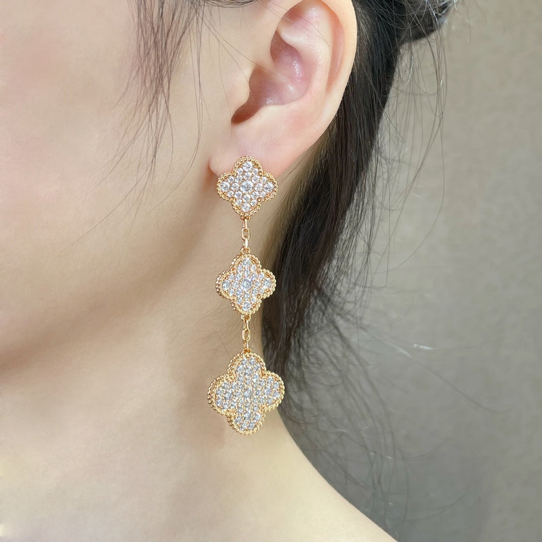 [LUXE]CLOVER 3 MOTIFS DIAMOND PAVED ROSE GOLD EARRINGS