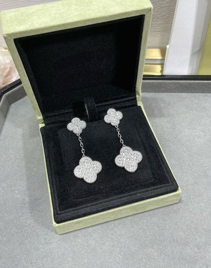 [Luxe]CLOVER 2 MOTIFS DIAMOND PAVED SILVER EARRINGS