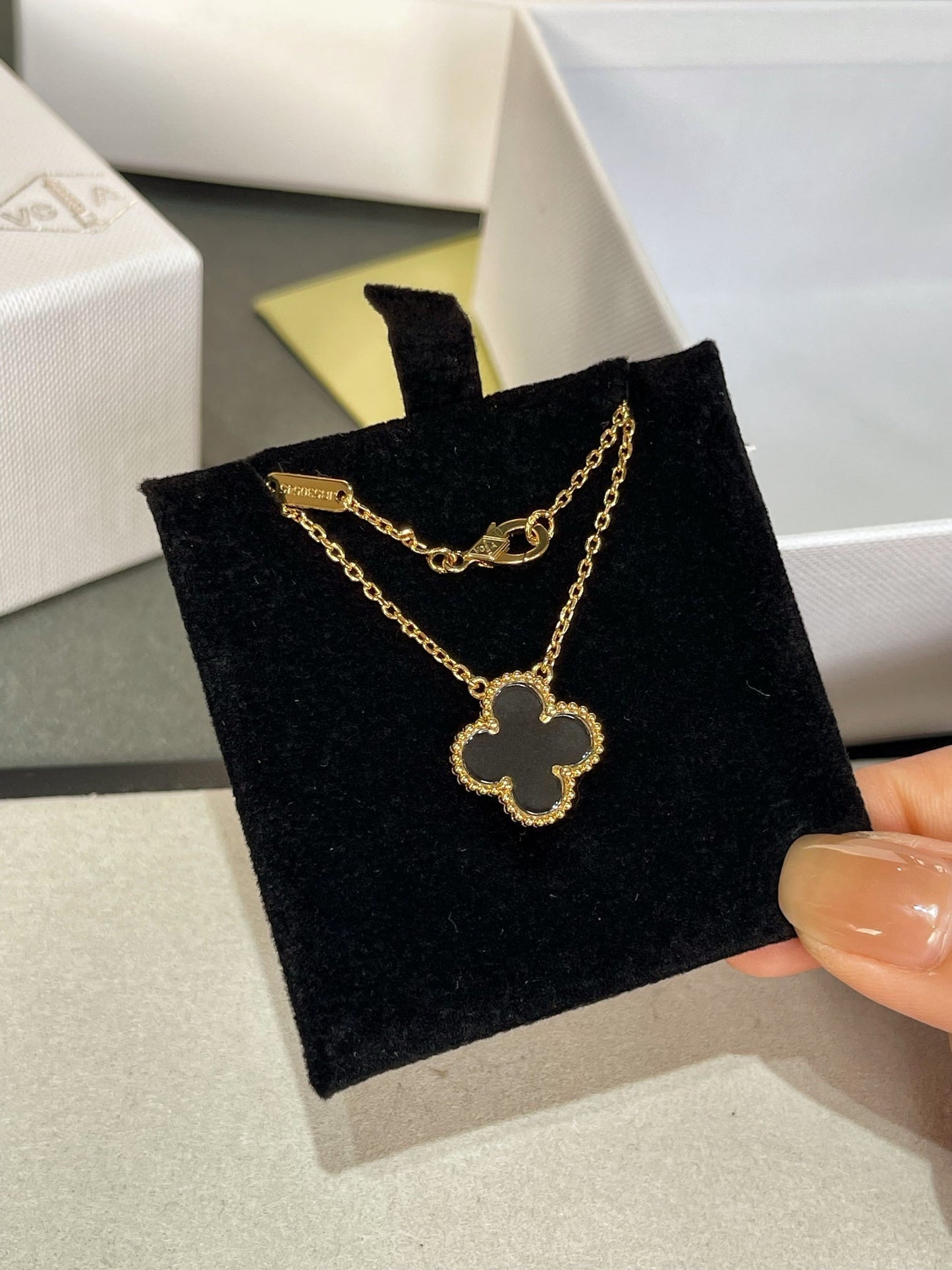 [Luxe]CLOVER ROCK CRYSTAL ROSE GOLD NECKLACE