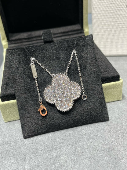 [LUXE]クローバー 25mm ラージペンダント ダイヤモンドパヴェシルバーネックレス