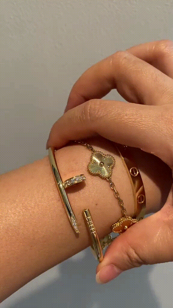 [Luxe Jewelery] Clover & Love & Juste 3-Piece Gold Bracelet Stack Set