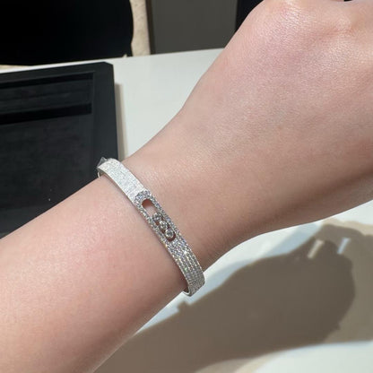 [Luxe Jewelry]Move Noa Ciselé half pavé bangle