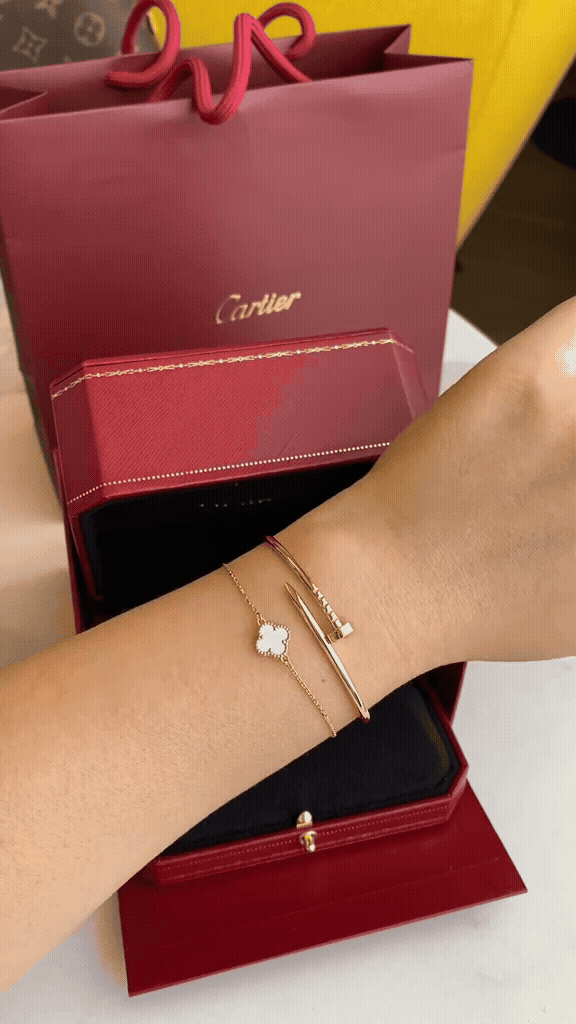 [Luxe Jewelery] Clover White Mother-of-Pearl & JUSTE Bracelet Stack Set