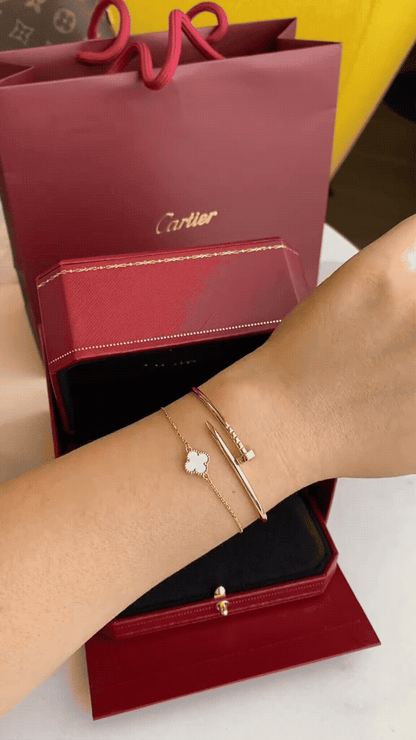 [Luxe Jewelery] Clover White Mother-of-Pearl & JUSTE Bracelet Stack Set