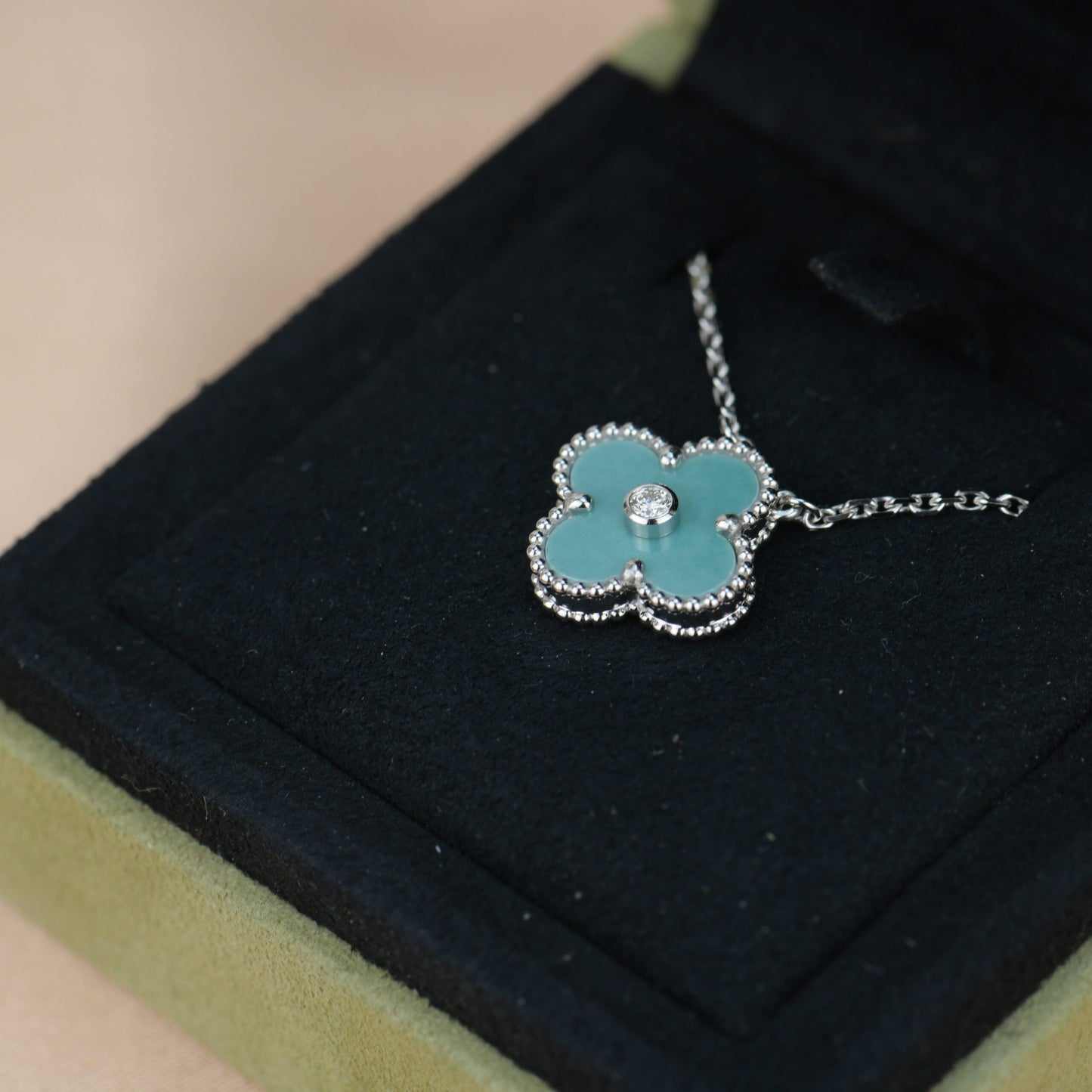 [Luxe]CLOVER 15MM DIAMOND SVRES PORCELAIN  NECKLACE SILVER