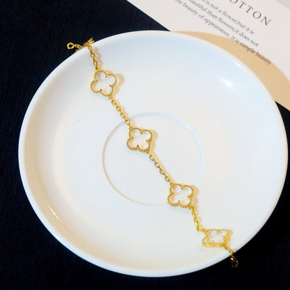 [Luxe Jewelry]CLOVER 5 MOTIF ROCK CRYSTAL BRACELET