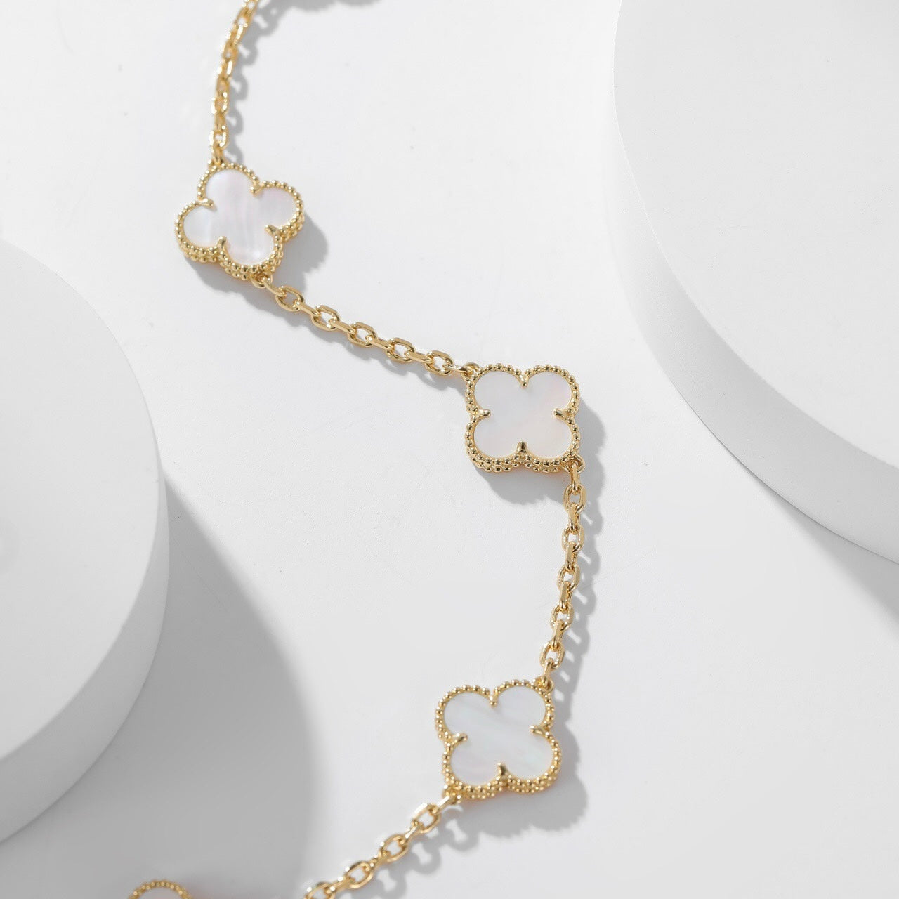 [Luxe]CLOVER 10 MOTIFS WHITE MOTHER OF PEARL NECKLACE