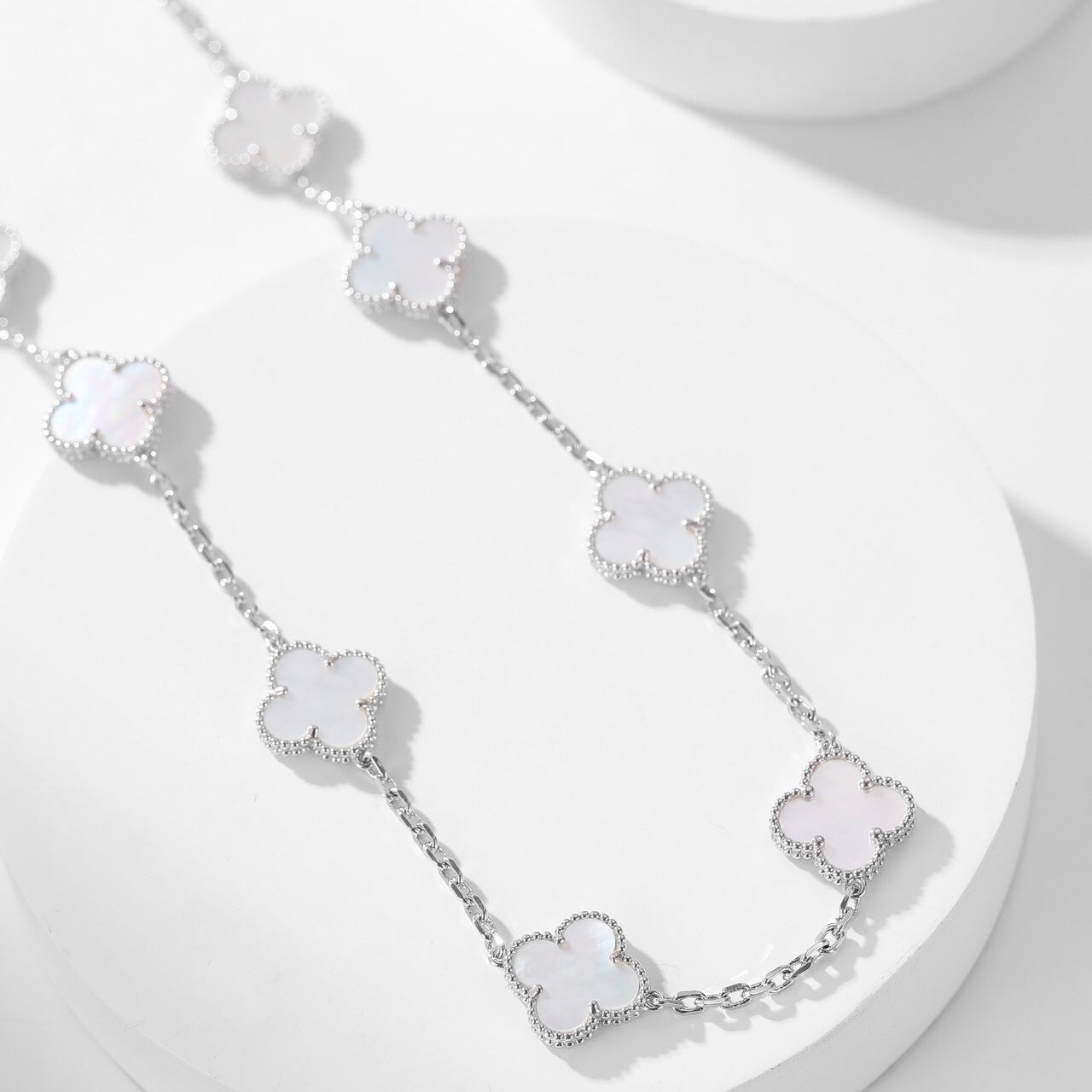 [Luxe]CLOVER 10 MOTIFS WHITE MOTHER OF PEARL NECKLACE