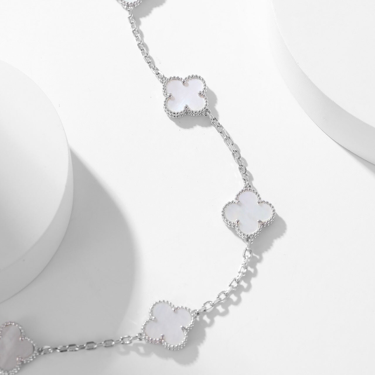 [Luxe]CLOVER 10 MOTIFS WHITE MOTHER OF PEARL NECKLACE