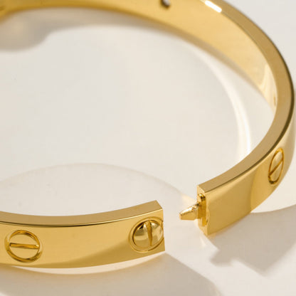 [Luxe Jewelery] LOVE Classic & JUSTE Diamond Bracelet Stack Set