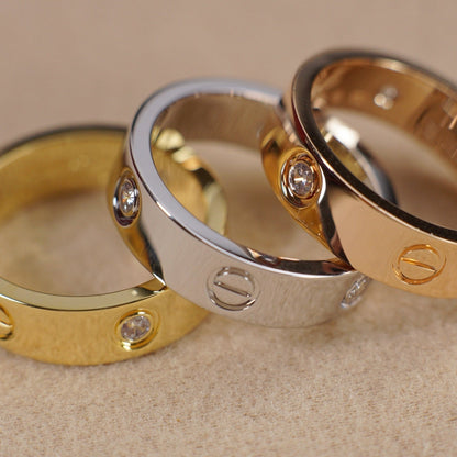 [Luxe Jewelry] LOVE 5.5MM 3 DIAMOND RING
