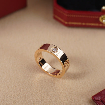 [Luxe Jewelry] LOVE 5.5MM 3 DIAMOND RING