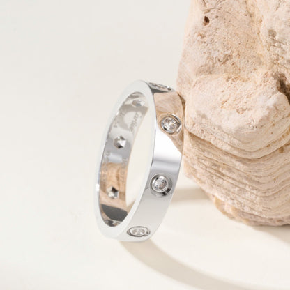 [Luxe Jewelry] LOVE 4MM 8 DIAMOND RING
