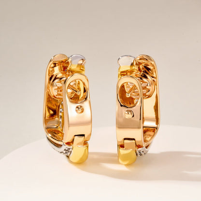[Luxe Jewelry] TRINITY HALF DIAMOND  CUSHION EARRINGS