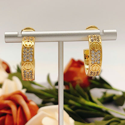 [Luxe Jewelry] LOVE 5.5MM DIAMOND PAVED EARRINGS