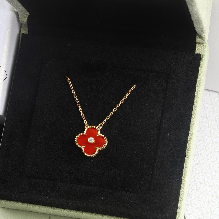 [Luxe]CLOVER 15MM DIAMOND CARNELIAN NECKLACE