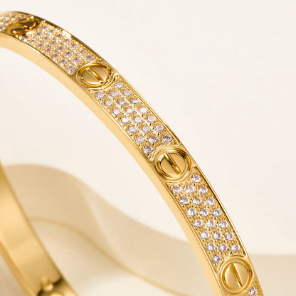 [Luxe Jewelery]Clover Laser  Pulsar Stone 5-Motif & LOVE Diamond-Paved Bracelet Stack Set