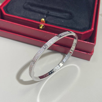 [Luxe Jewelery] JUSTE Diamond & LOVE Diamond-Paved Bracelet Stack Set