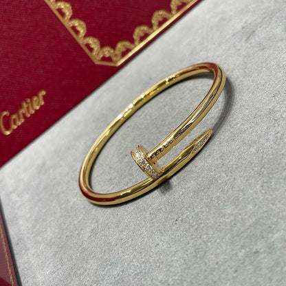 [Luxe Jewelery] Clover & Love & Juste 3-Piece Gold Bracelet Stack Set