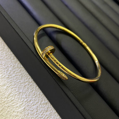 [Luxe Jewelery] LOVE Classic & JUSTE Diamond Bracelet Stack Set