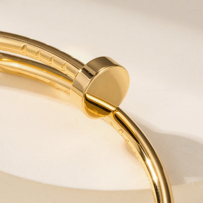 [Luxe Jewelery] LOVE & JUSTE Classic Bracelet Stack Set