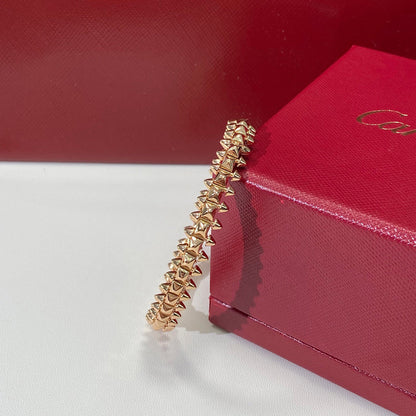 [Luxe Jewelery] CLASH & Clover Laser 5-Motif & LOVE Brushed Bracelet Stack Set