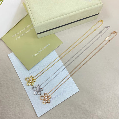 [Luxe Jewelry]FLOWERLACE NECKLACE 5 DIAMONDS