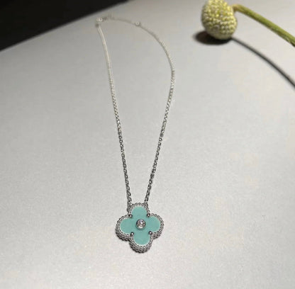 [Luxe]CLOVER 1 DIAMOND LIGHT BLUE SILVER NECKLACE