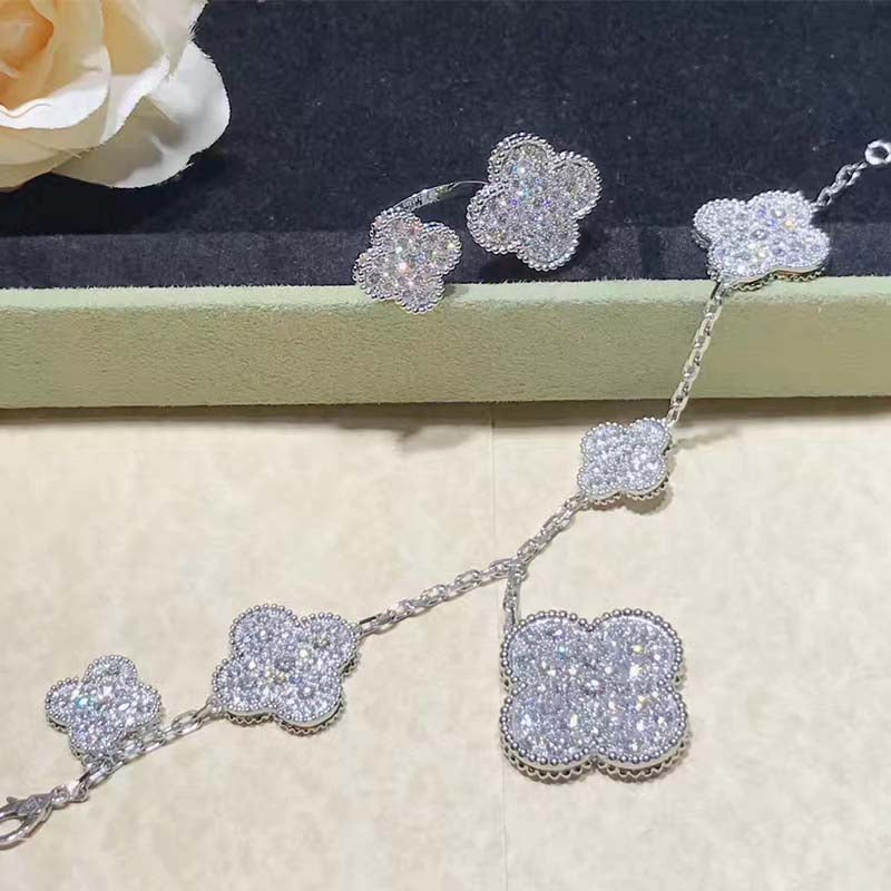 [Luxe]CLOVER 6 MOTIFS SILVER DIAMOND BRACELET