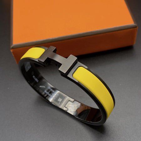 [Luxe Jewelry]CLIC HM SO BLACK YELLOW BRACELET