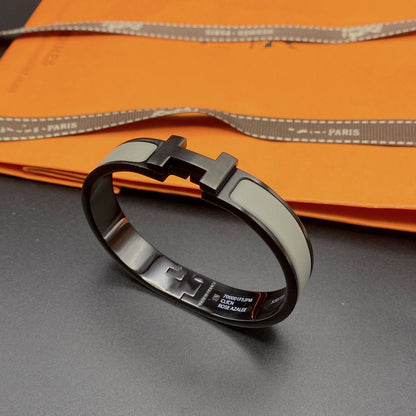 [LUXE]CLIC HM SO SCHWARZ-GRAUES ARMBAND