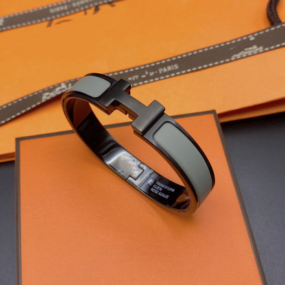 [LUXE]CLIC HM SO SCHWARZ-GRAUES ARMBAND