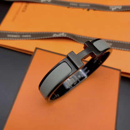 [LUXE]CLIC HM SO SCHWARZ-GRAUES ARMBAND