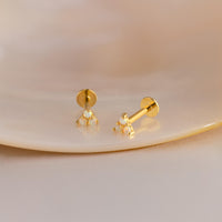 オパールクラスターフラットバックスタッド